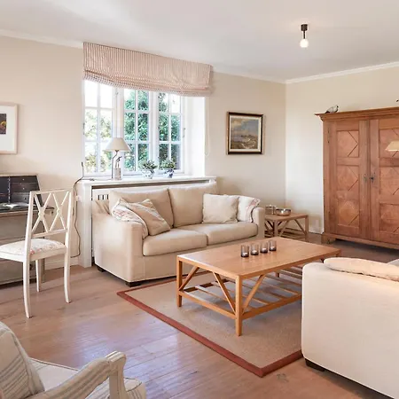 Haus Auswanderer 2 Feriehus Niblum